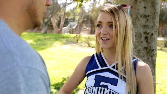 Petite High School Cheerleader Fucks Guy From Craigslist xxx blonde video